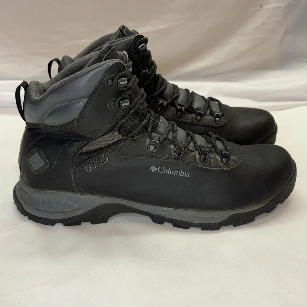 Columbia Newton Ridge Plus II Waterproof Hiking Boots Mens 10.5 Black‎ BM2590